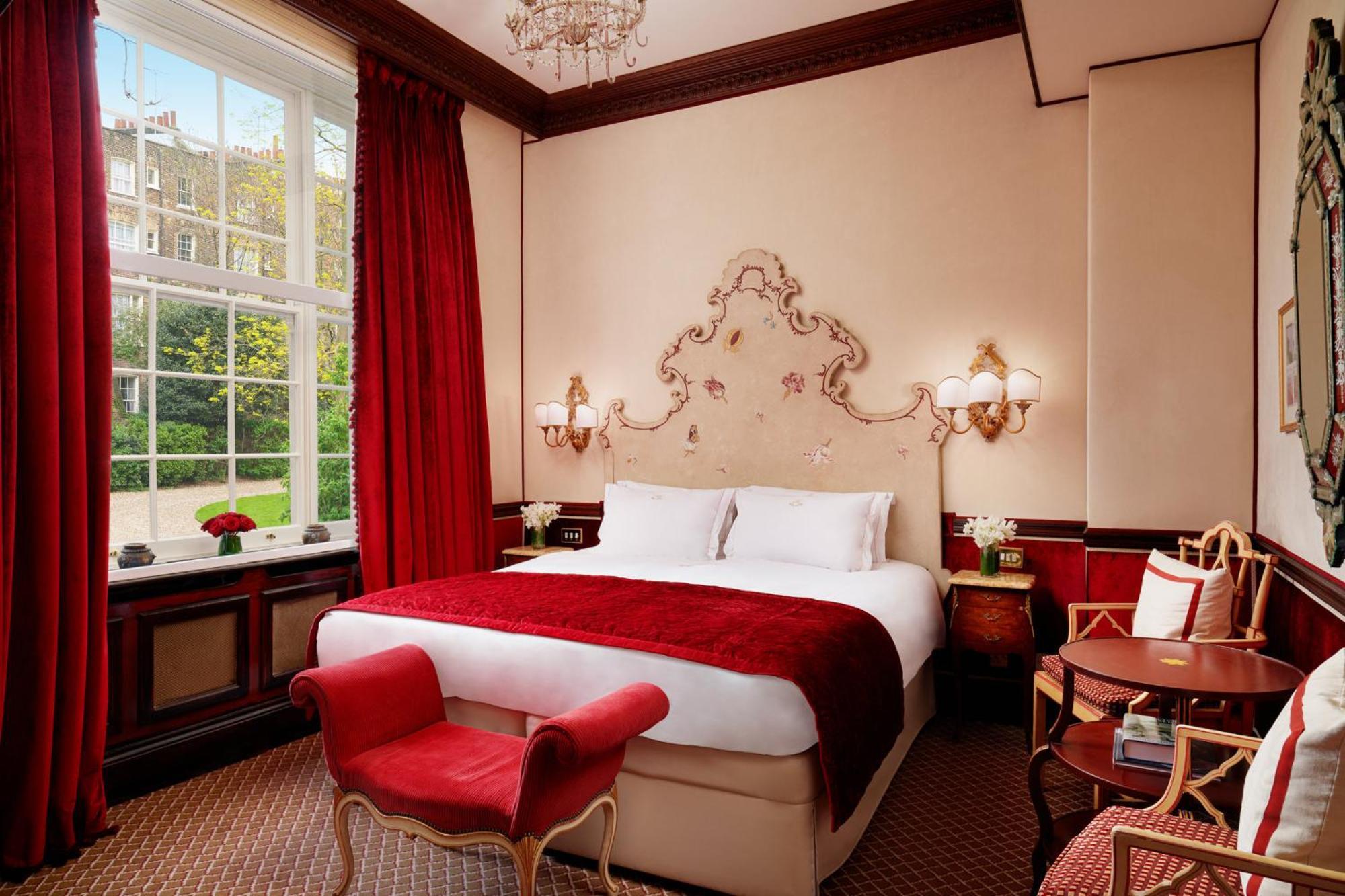 The Montague On The Gardens Hotel 4*