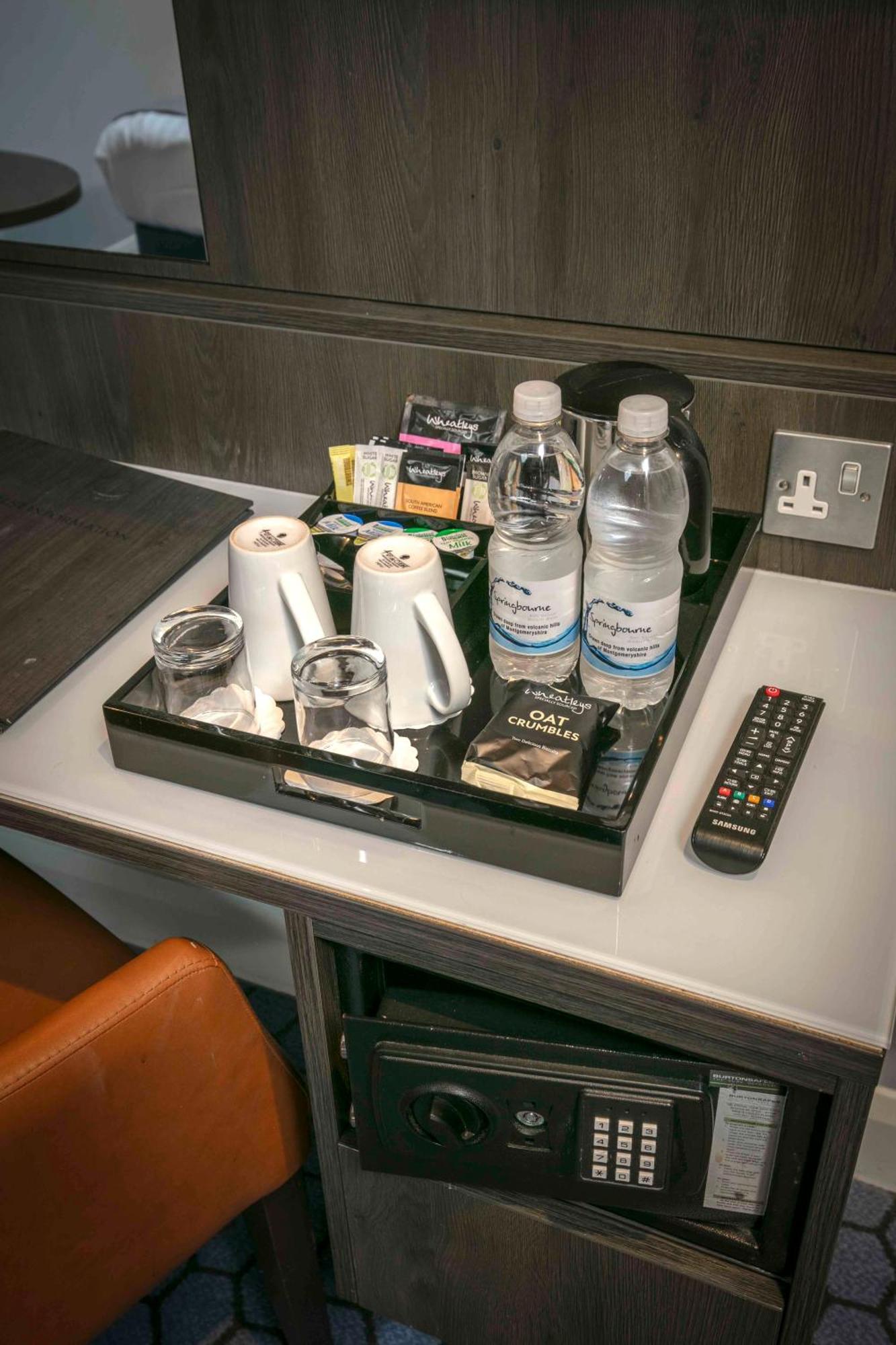 Western Vauxhall 4* London