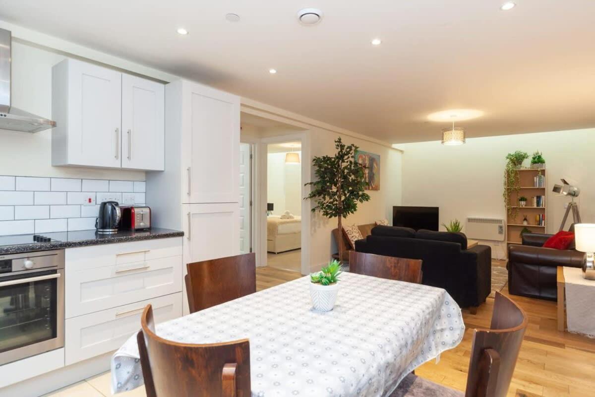 Leilighet Characterful 2 Bedroom In Brixton *