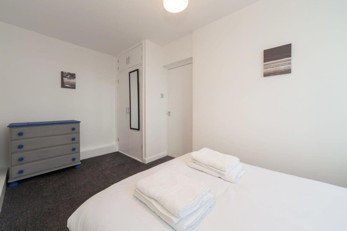 Apartment 3 Bedroom Old Street - Amazing Views
