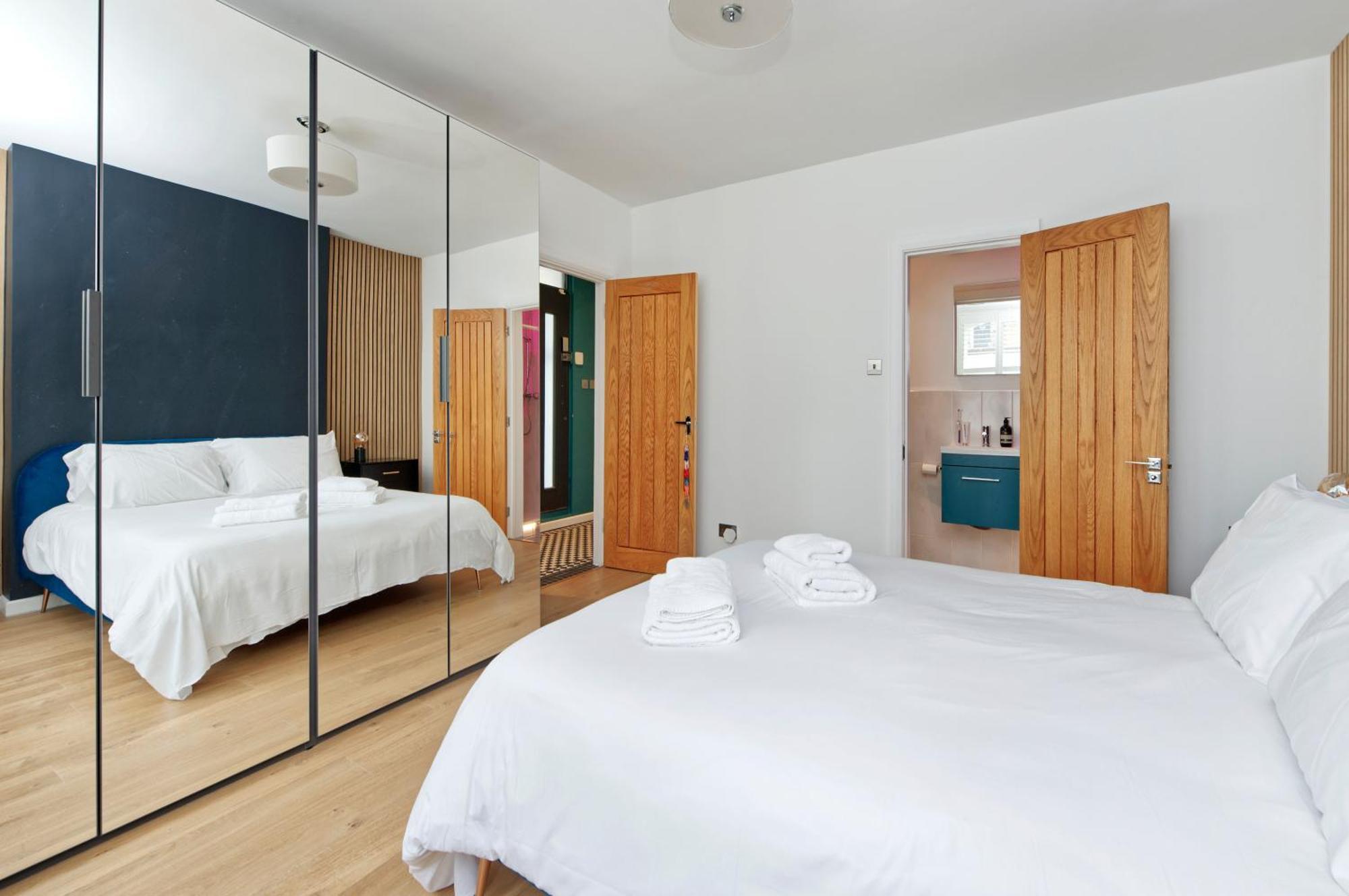 Apartment Beautiful Battersea Garden Flat By Underthedoormat