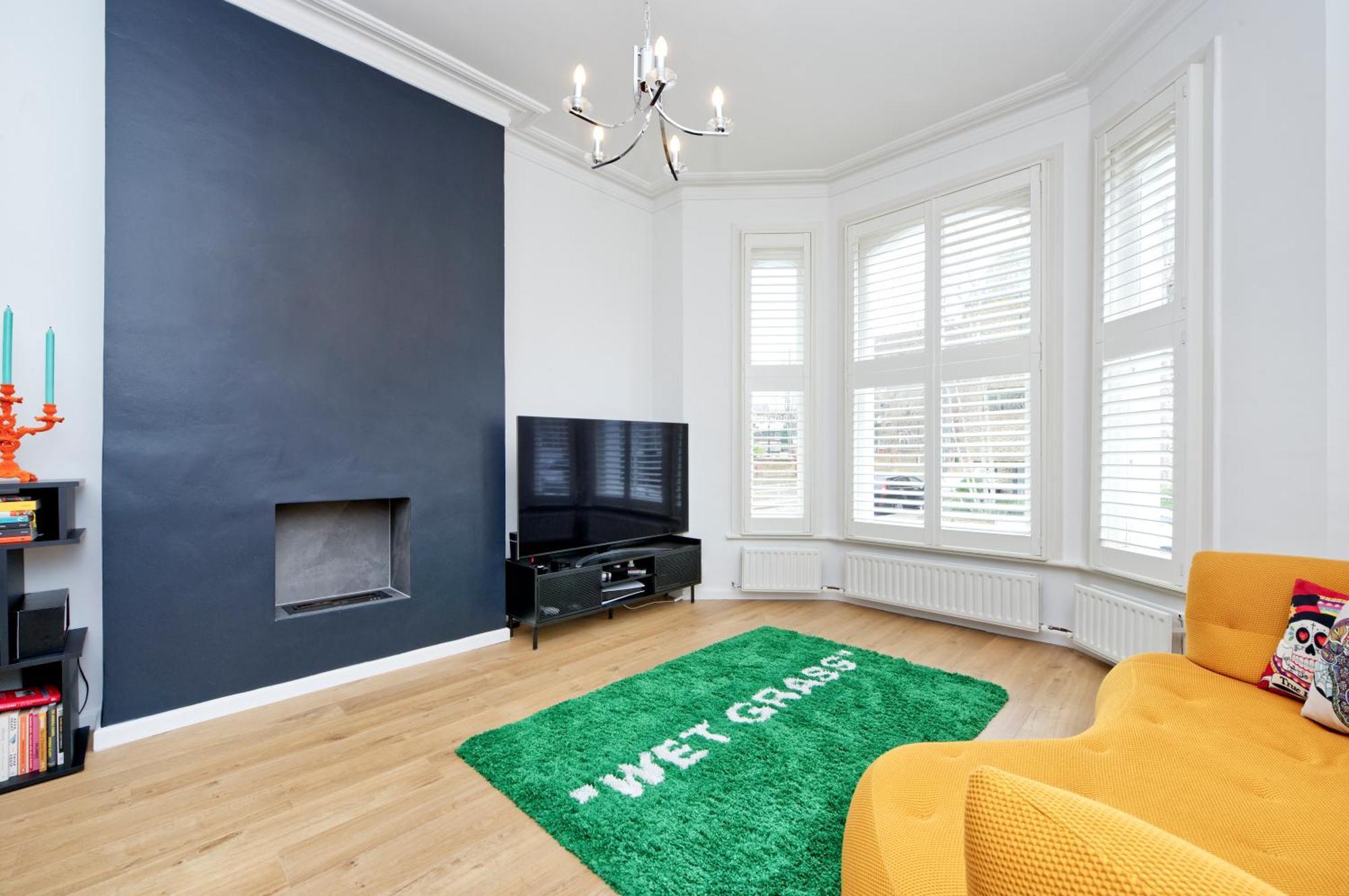 Beautiful Battersea Garden Flat By Underthedoormat Apartment