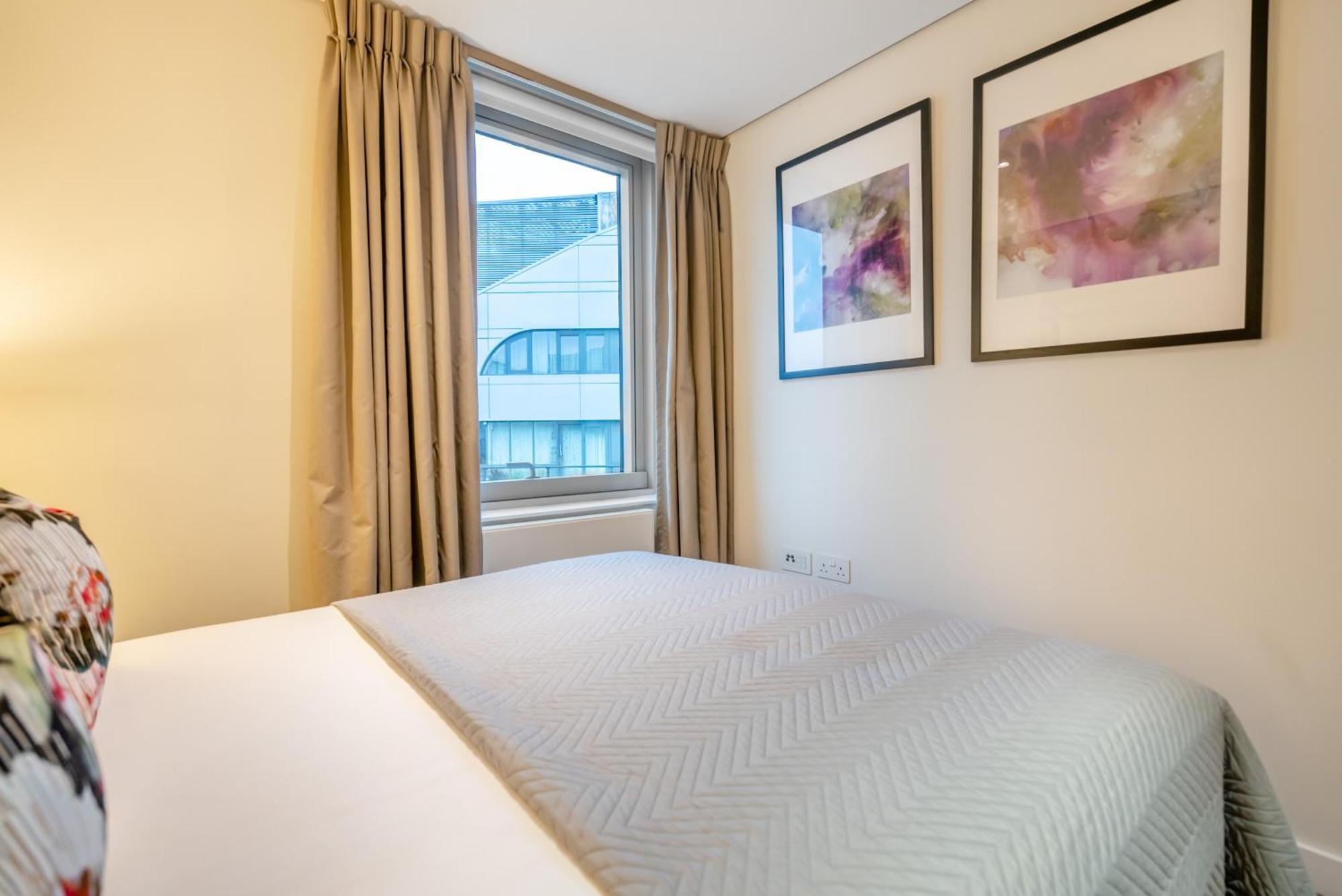 Apartment Merchant Square London