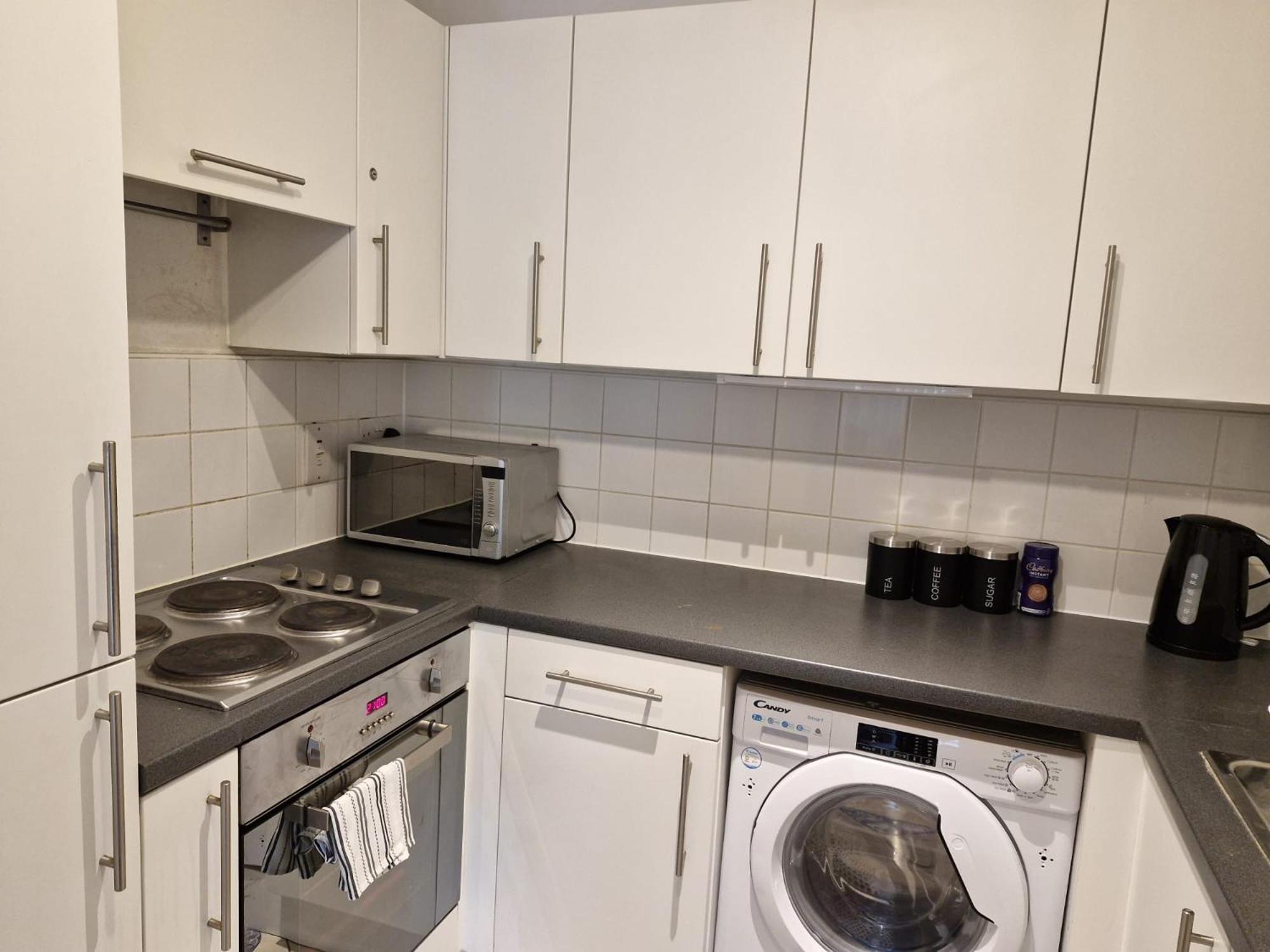 Luxury Modern Central - Bridge - Westminster - 2 Bed Stylish London