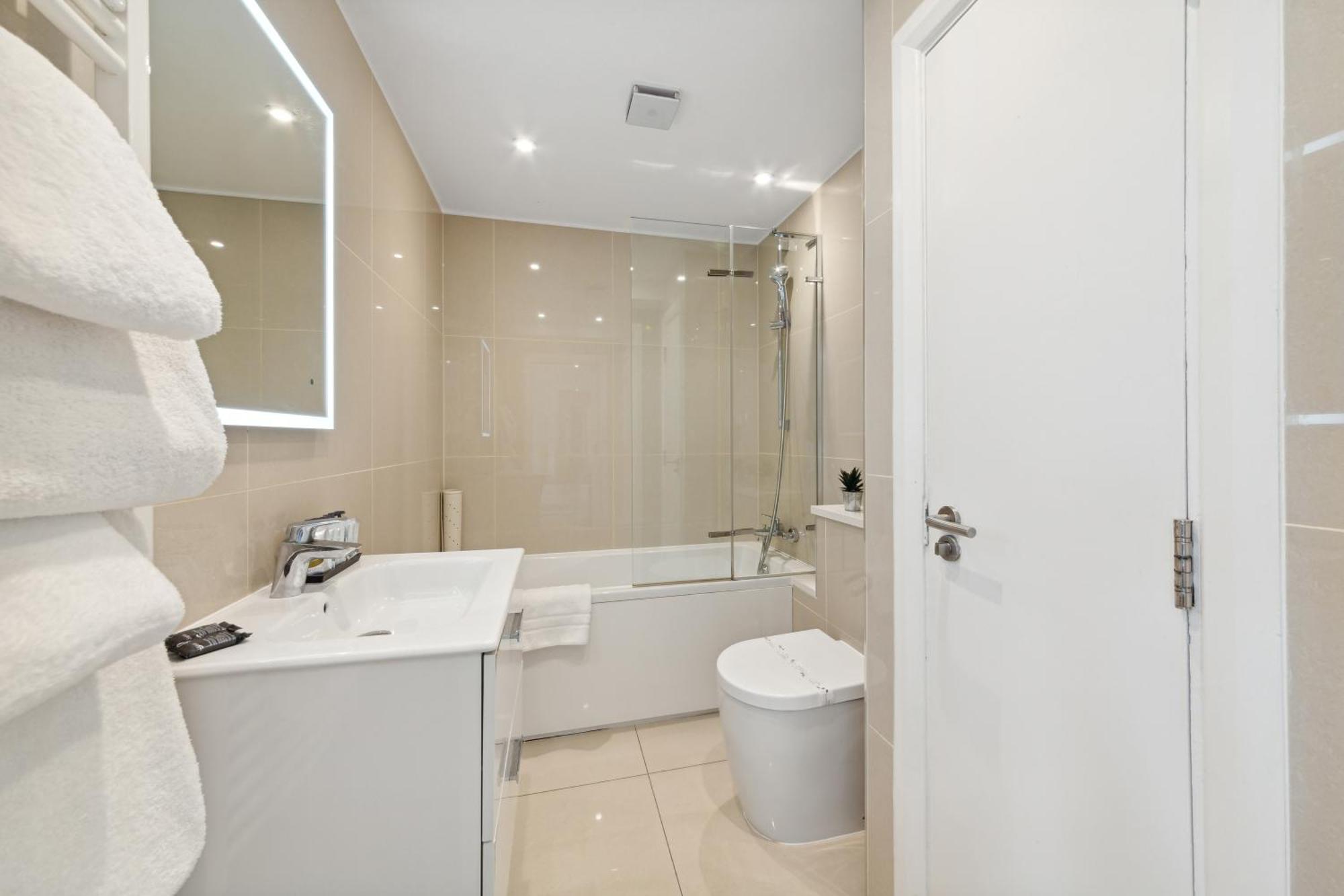 Nell Gwynn Chelsea Aparthotel 4*