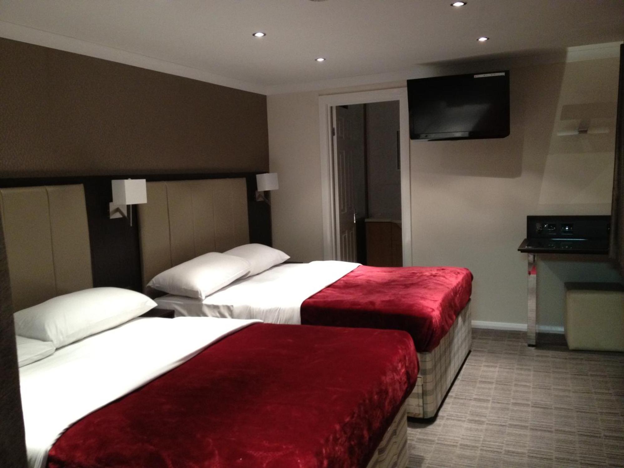Hotel Goodwood 2*