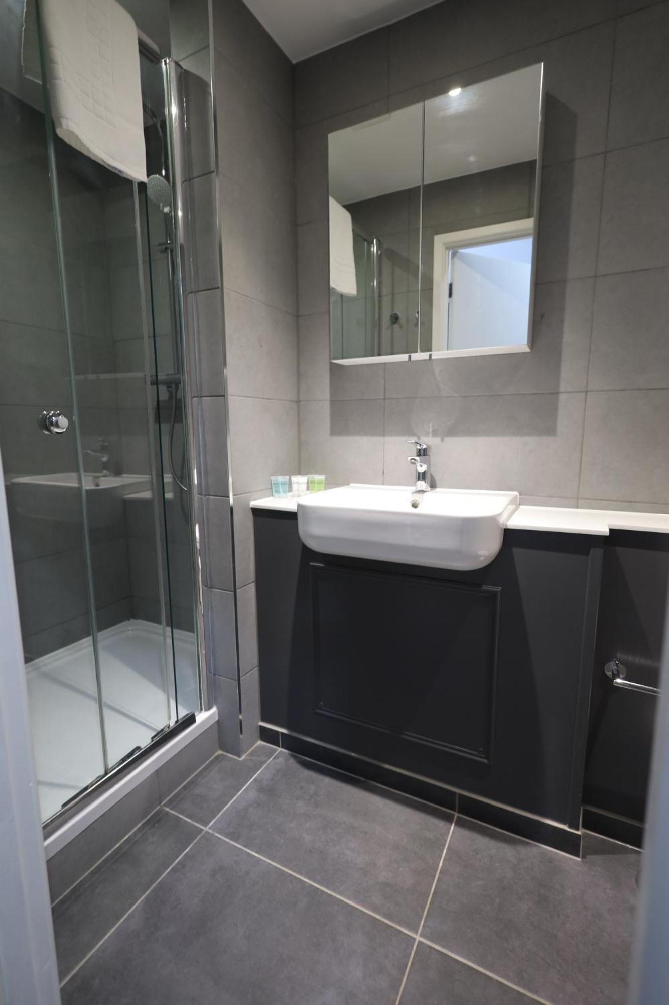 Lovely 3br Garden L Abbey Road, * Londen