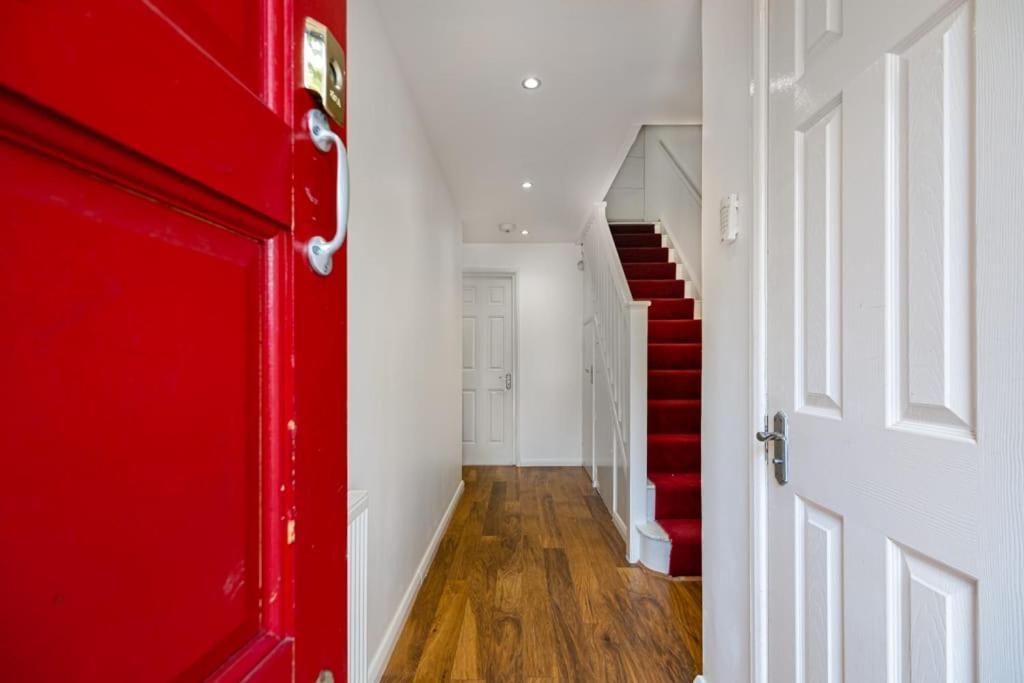 Modern House Just Refurbished Londen