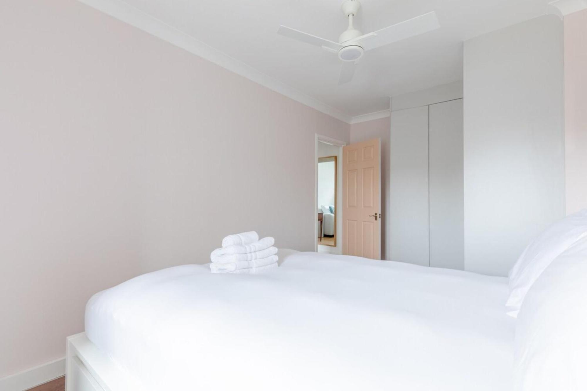 Scandi-style 2bd Maisonette Wgarden Brick Lane! * Londen