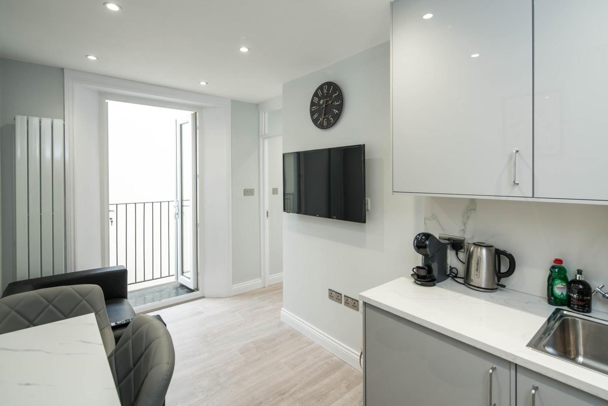 Tranquil Trio Bedrooms London