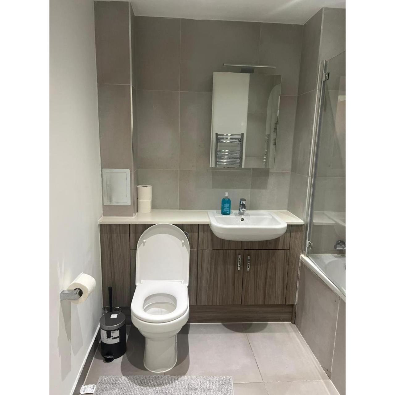 Appartement Spacious 1 Bedroom Flat In Kilburn Park F55 Londen