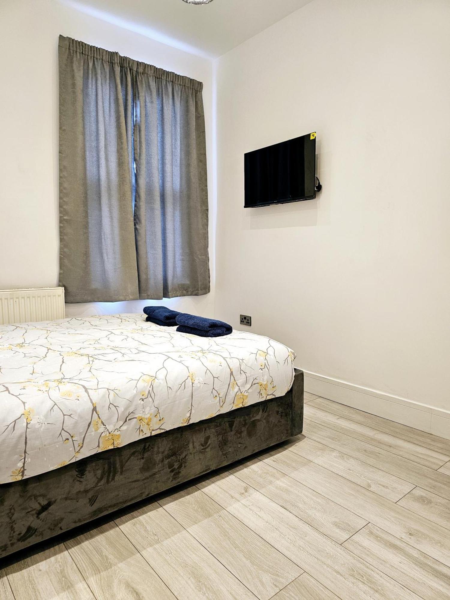 Urban Forest Heaven Guest house London