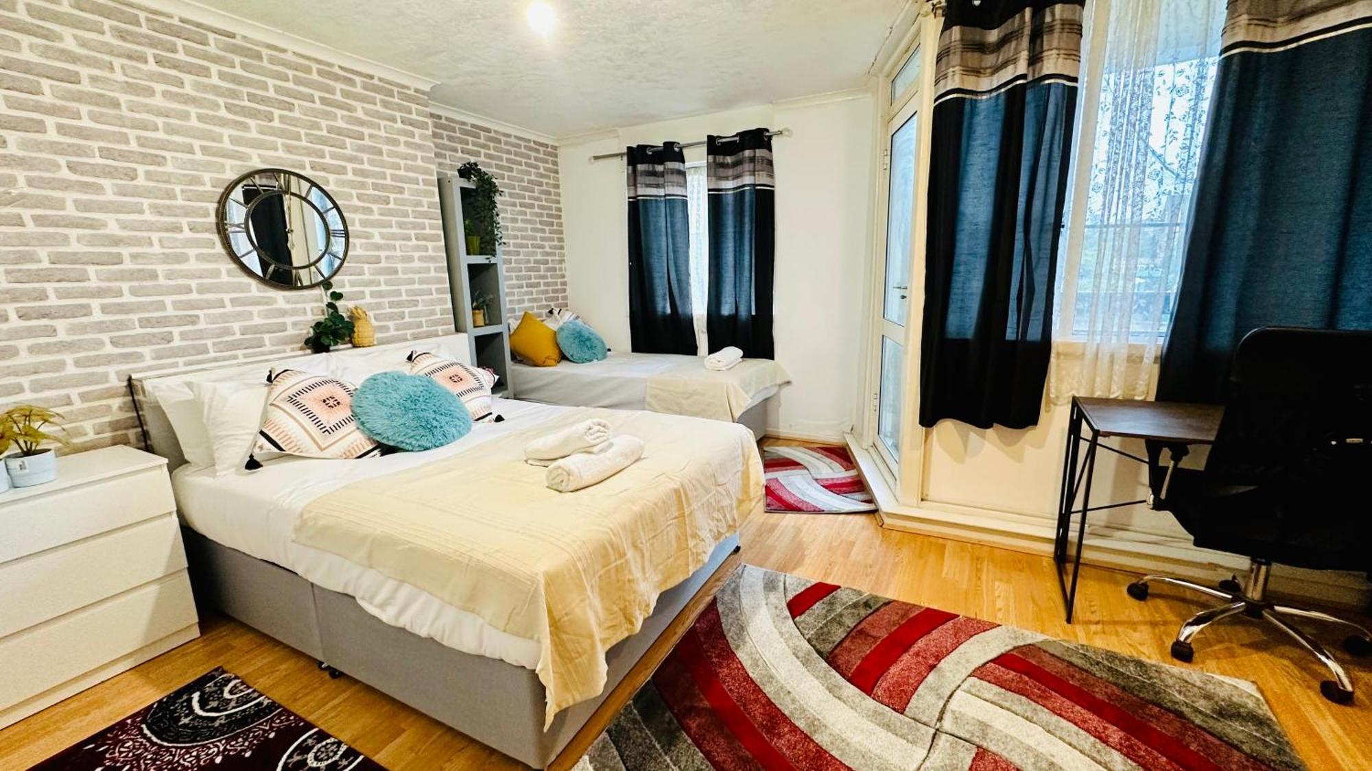 Whites Bed and breakfast