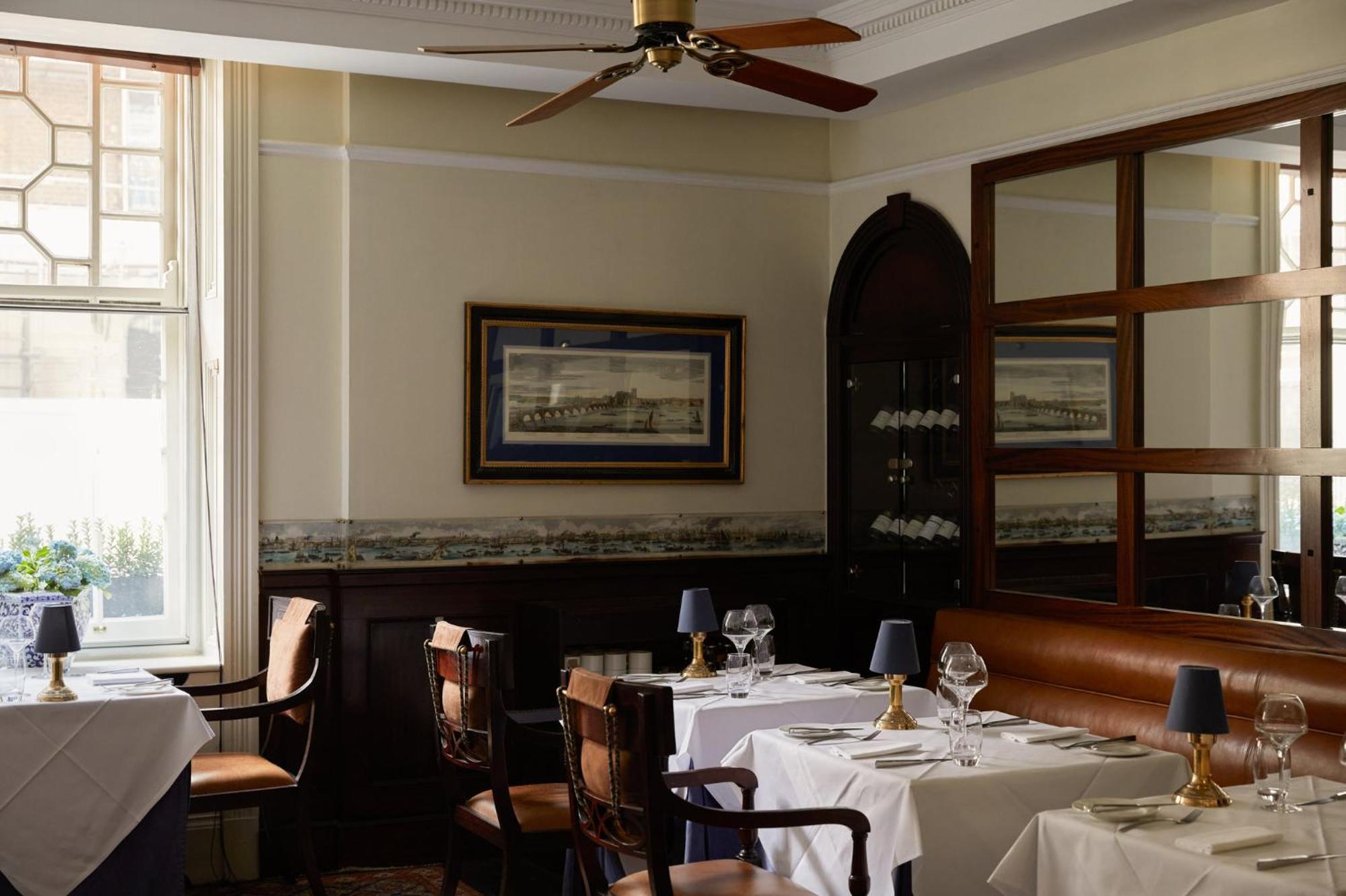 The Montague On The Gardens Hotel 4*