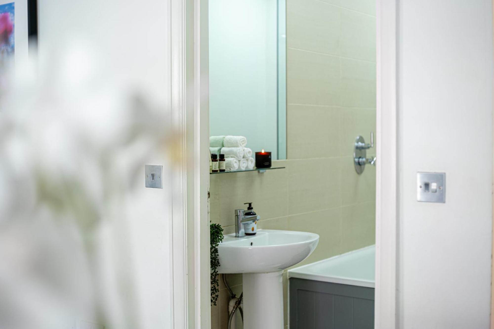 Apartment Selfridges Parkside Haven - 2 Bedroom Apartment