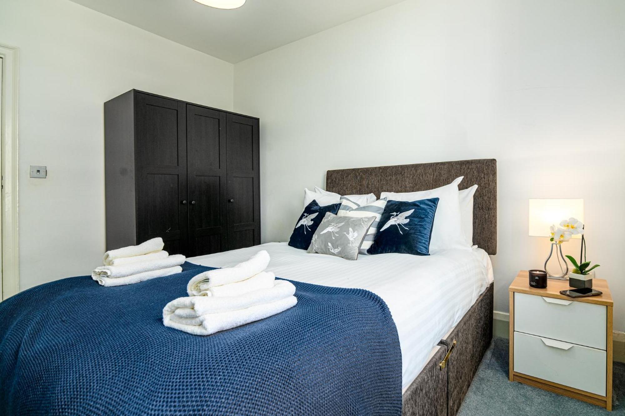 Apartment Selfridges Parkside Haven - 2 Bedroom Apartment *