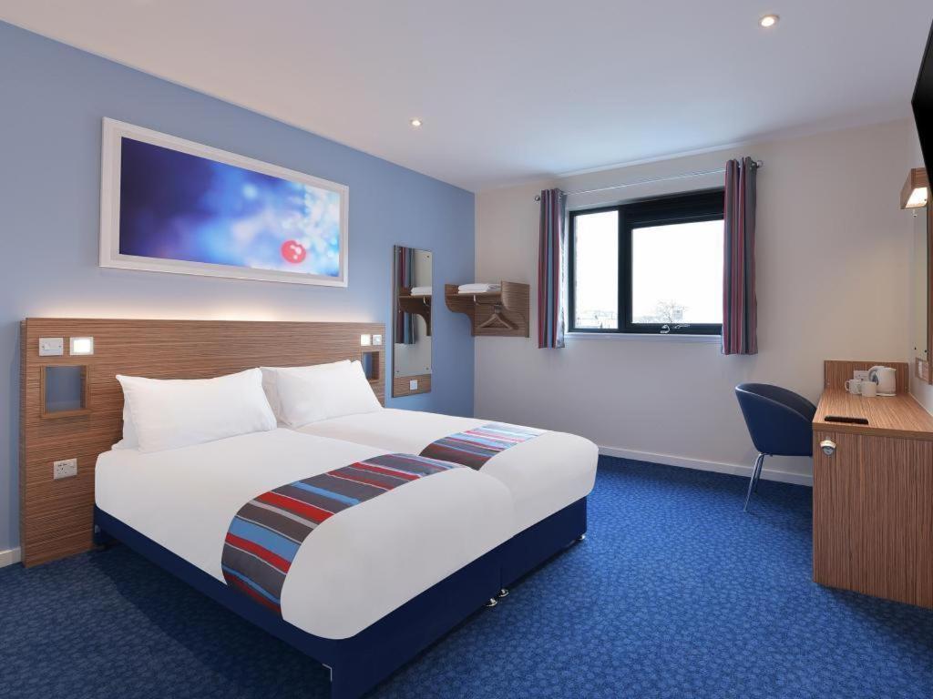 Travelodge Wembley 3*