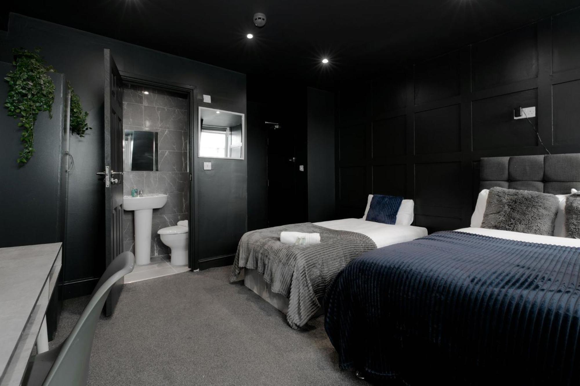 Hotel Amsterdam London