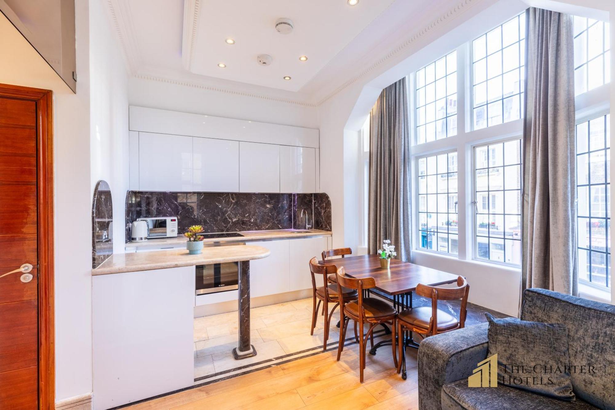 Hotel The Chapter - Griffin House Londen