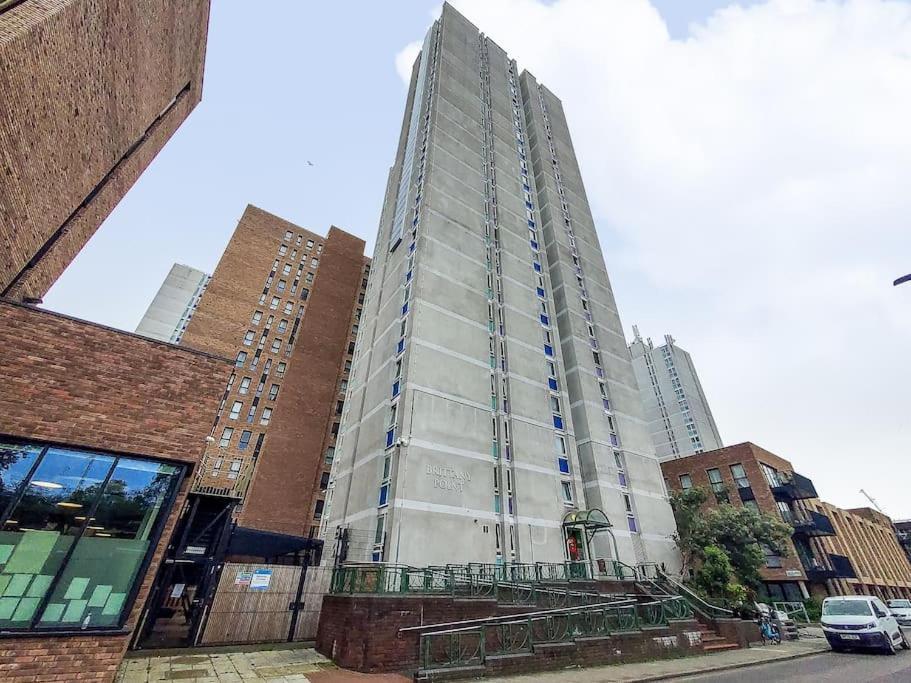 Apartamento Modern Living In Stylish 3-bed Flat Londres