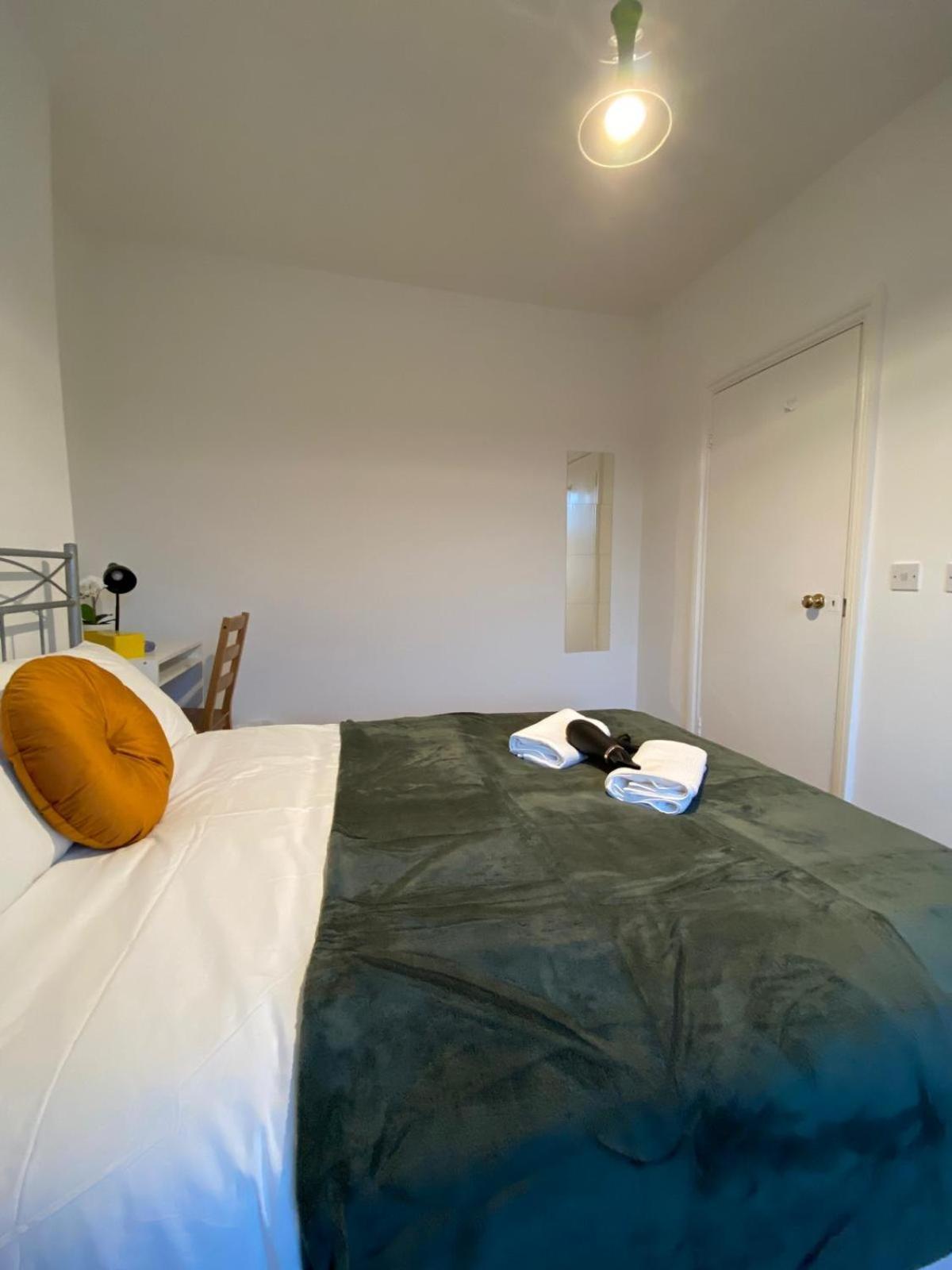 Comfy Private Bedrooms Across The Euston Station Gasthuis Londen