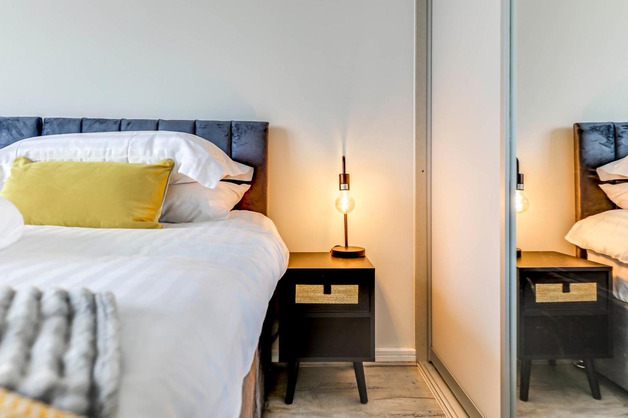 The Quarters - Pioneer Londen