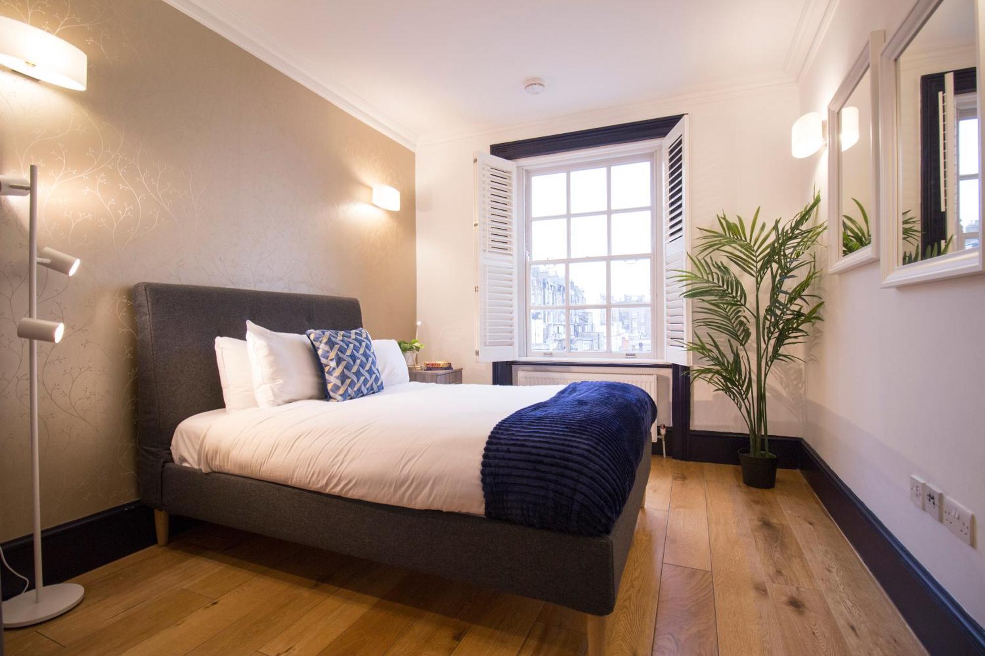 Thames Residences Hyde Park Apartment London