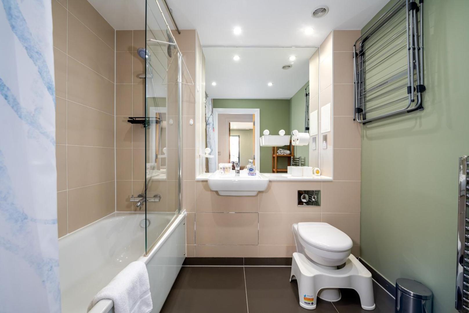 Guestready - Stylish Retreat Near The Airport Apartment London