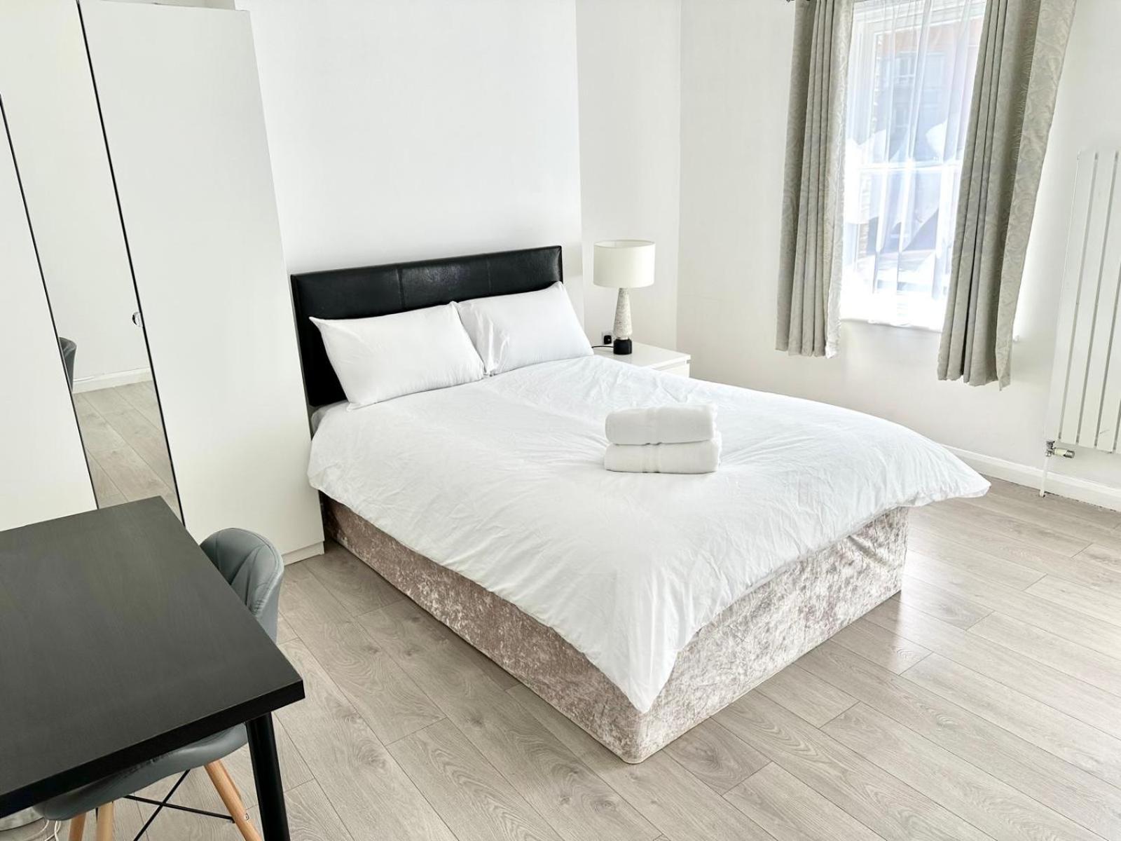 Westferry Guest house London