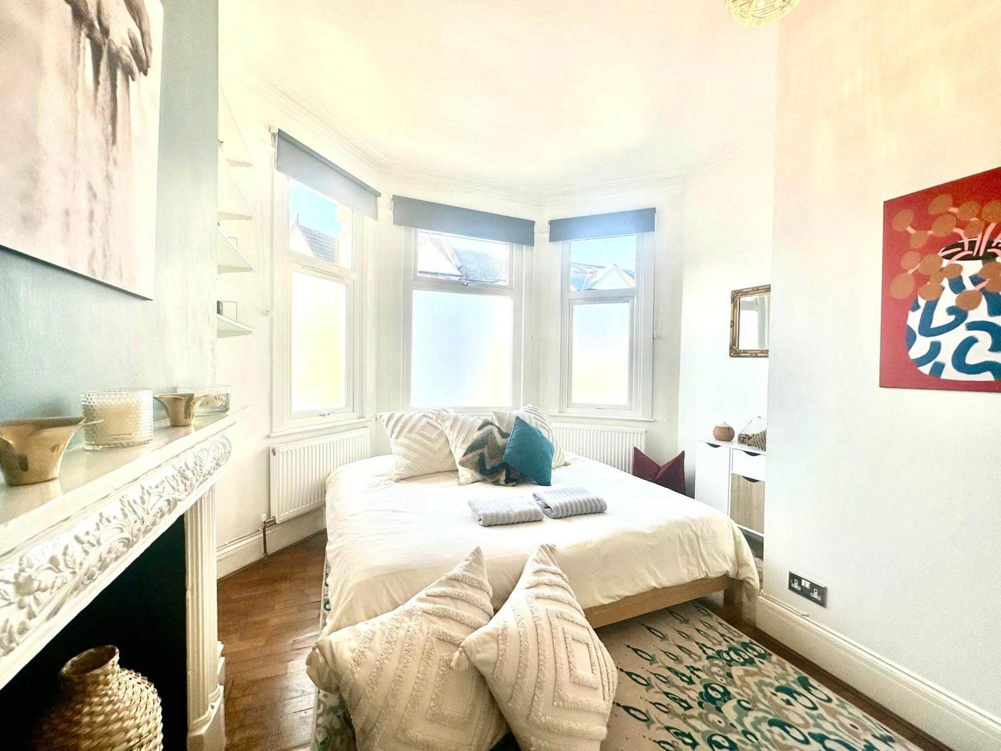 Apartamento Lovely 2-3 Bedroom Flat In *