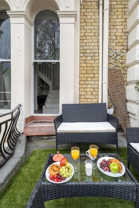 West Oasis - Escape From Chaos Appartement