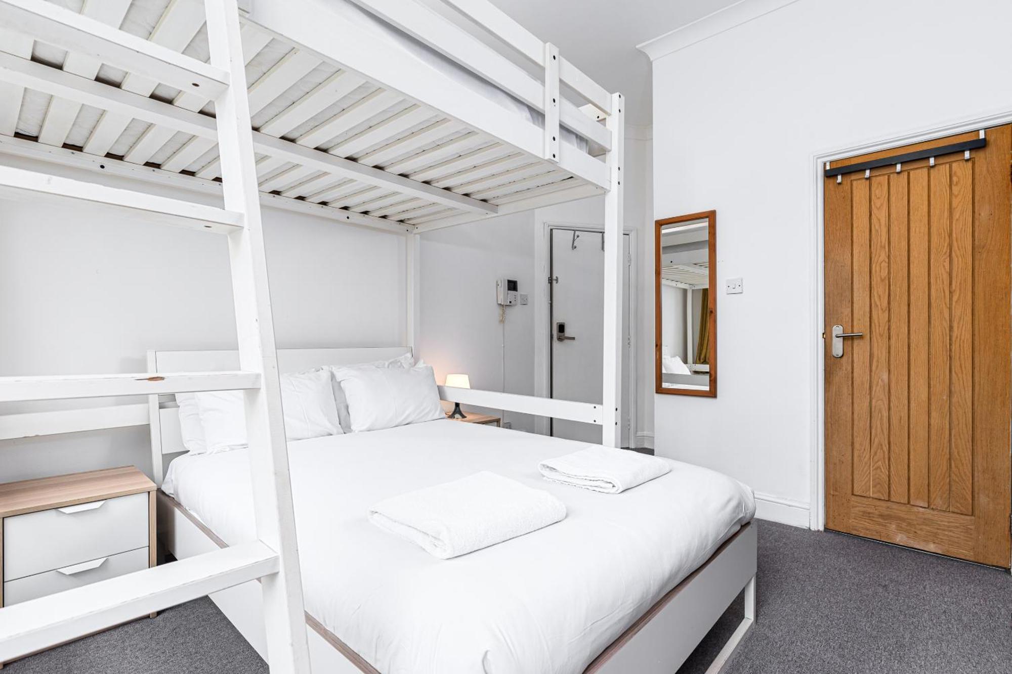 Bed & Breakfast Ryam London