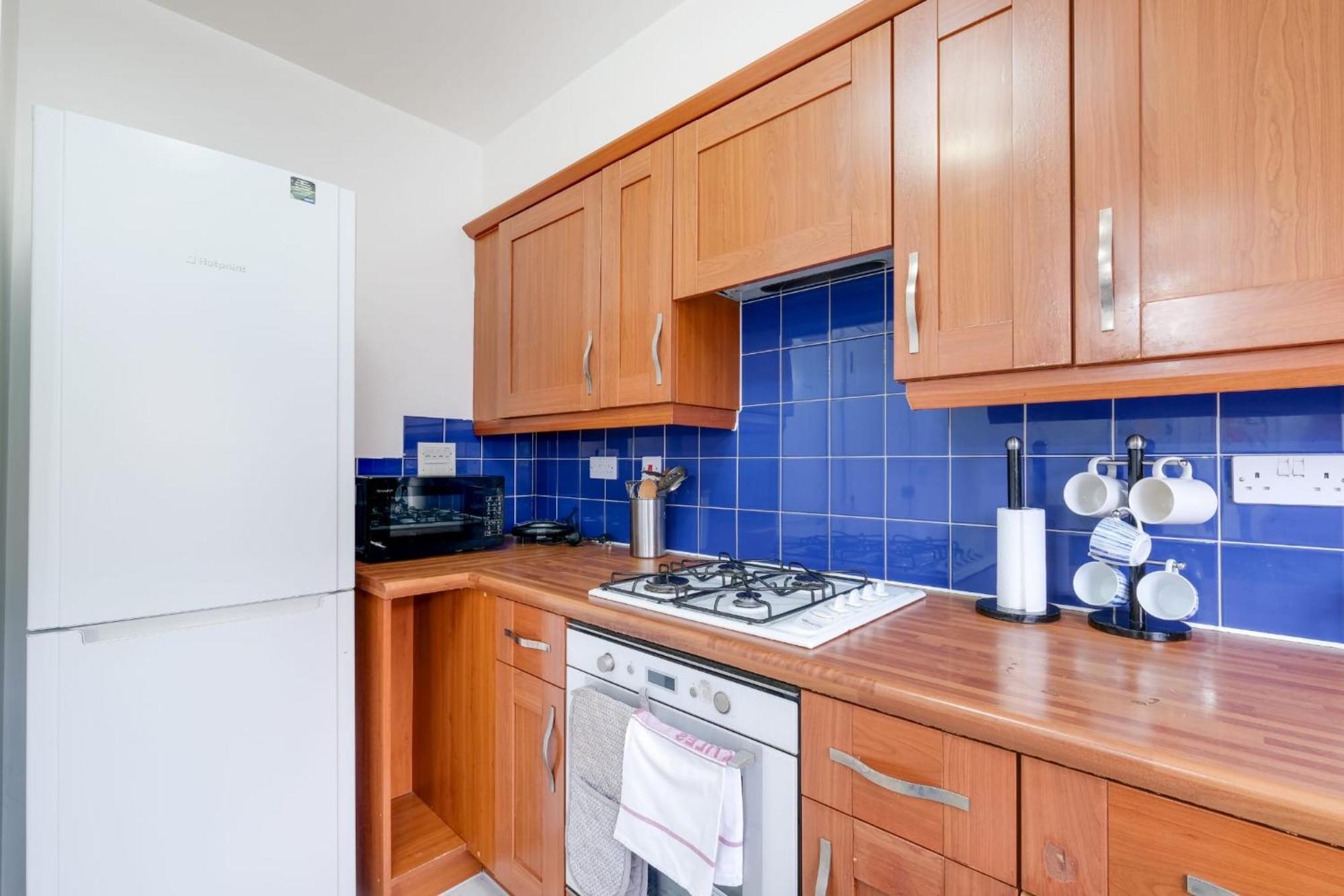 Mannys - & Cozy 4bed Diamond Apartment London