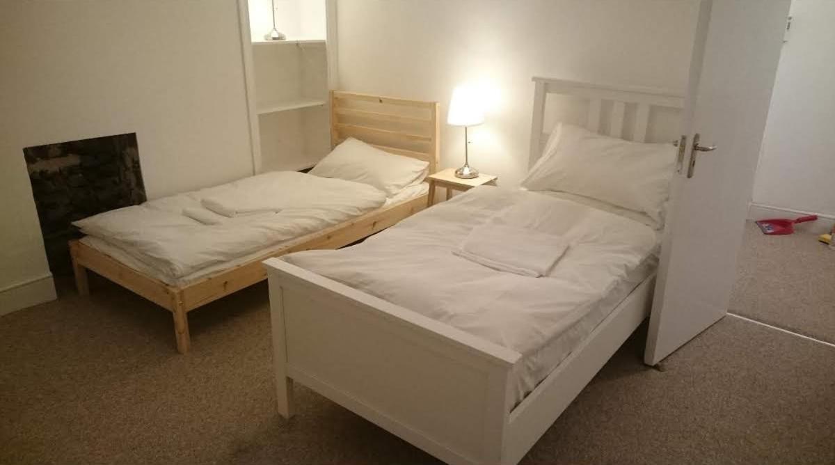 Apartment Flat. Georgian Terrace. Bright. London