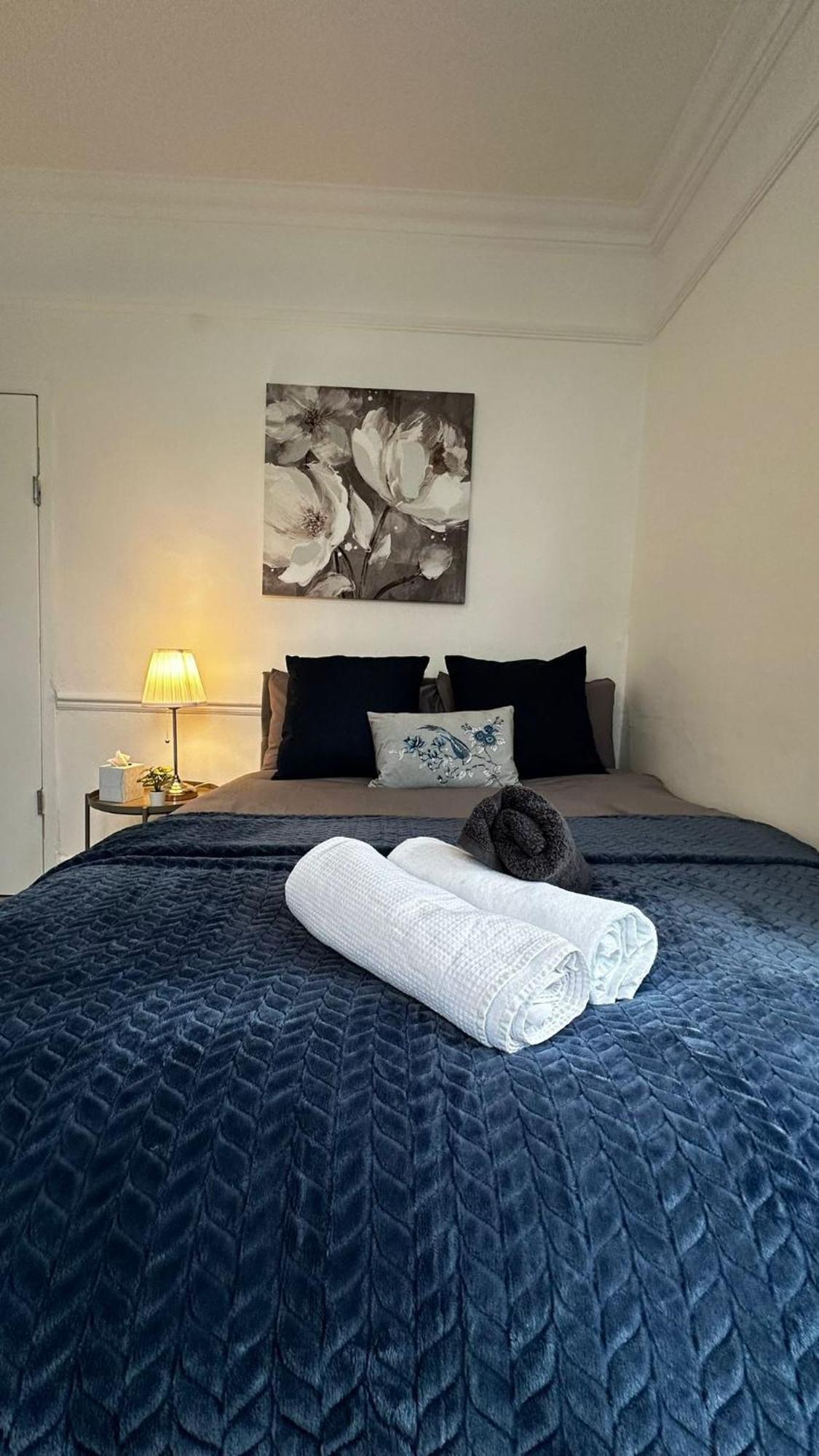 Wandsworth Guest 64 * London