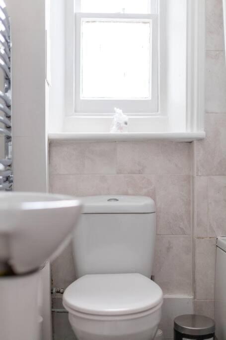 Incredible Location In Central - 2bed * London