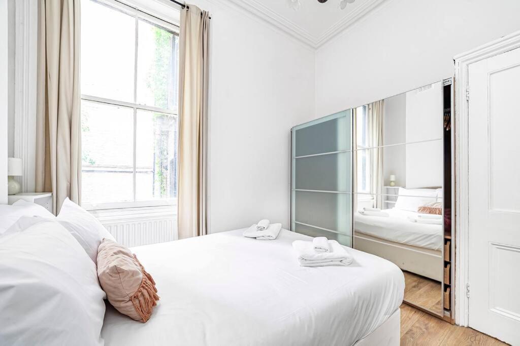 Incredible Location In Central - 2bed Apartment *