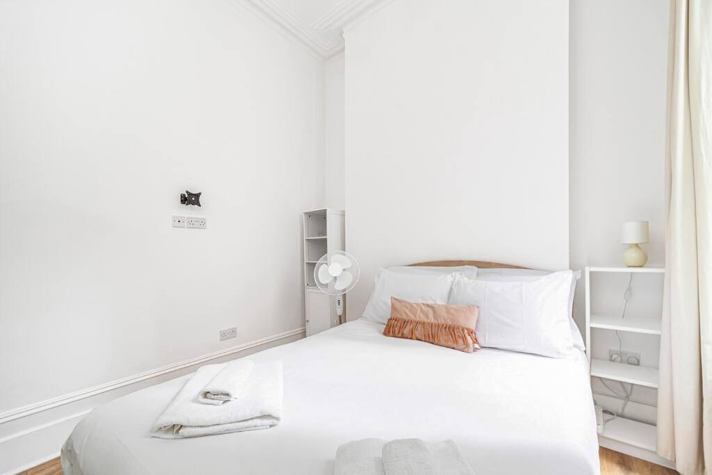 Incredible Location In Central - 2bed * London