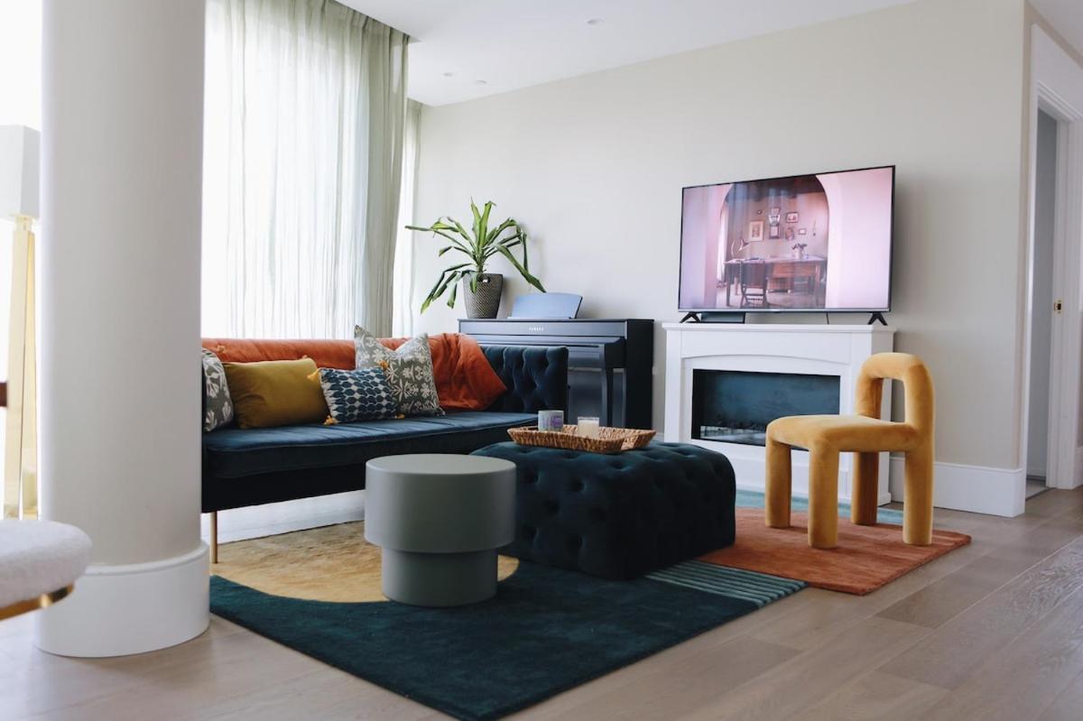 O2- Luxurious 3bd Flat With Stunning View Balcony Apartment London