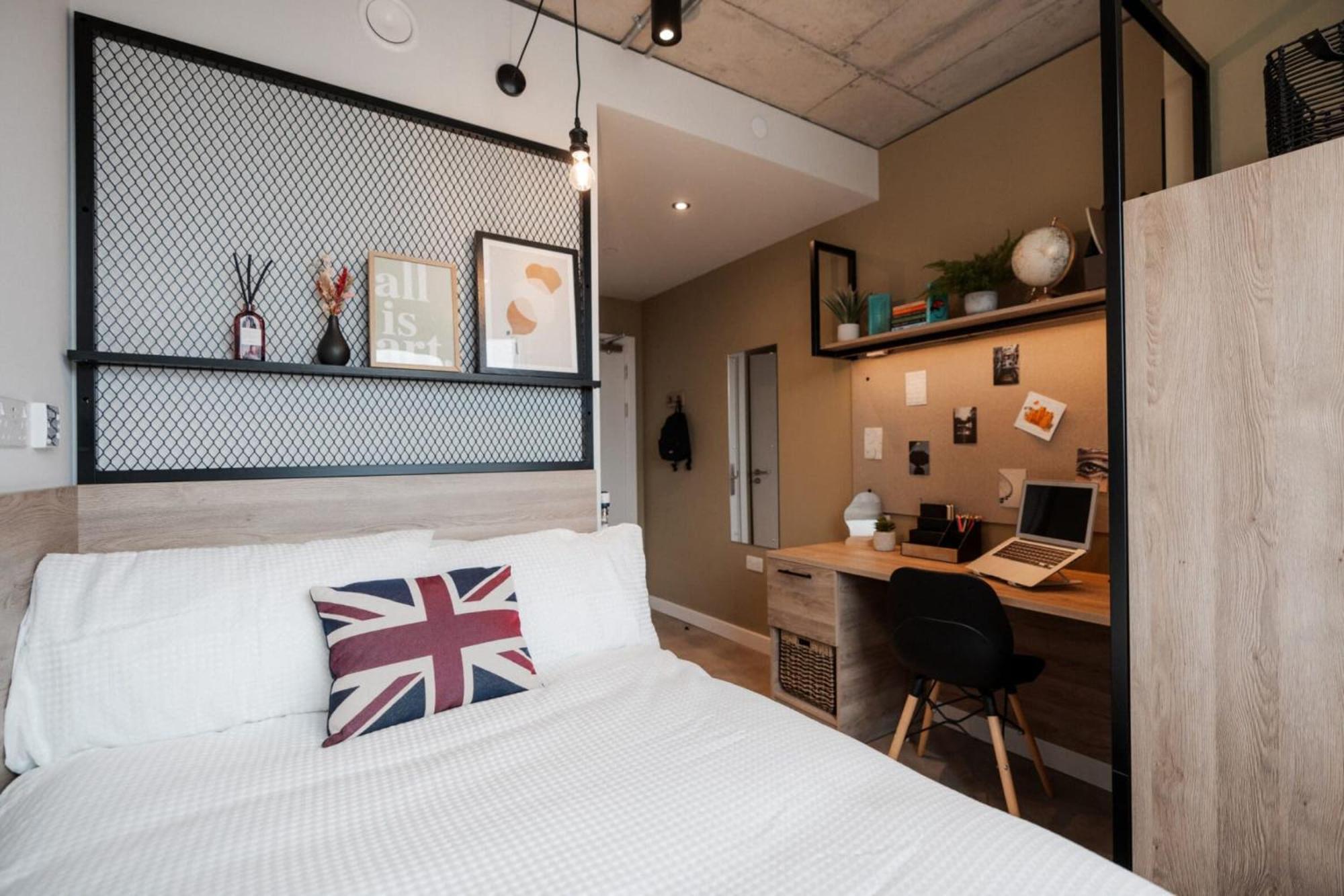 For Students Only Ultimate Comfort Ensuites At Old Kent Road In