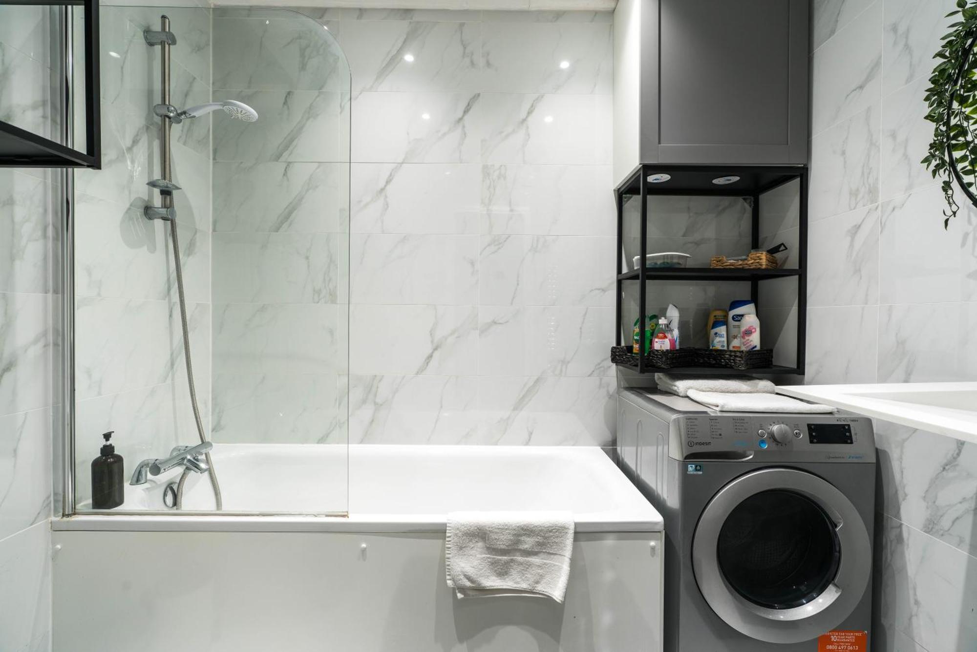 S0 3bed-terrace-central-15minutes To Marble Arch& Oxfordstreet Apartment London
