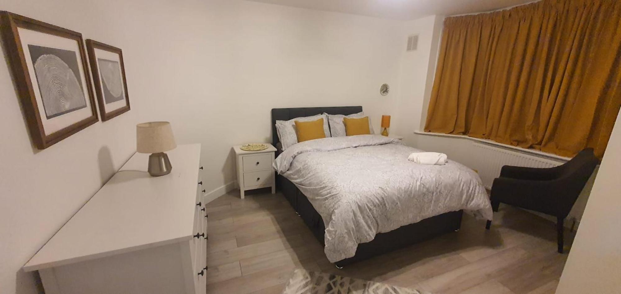 Сasa de vacaciones Charming Wembley Near Wembley Stadium *