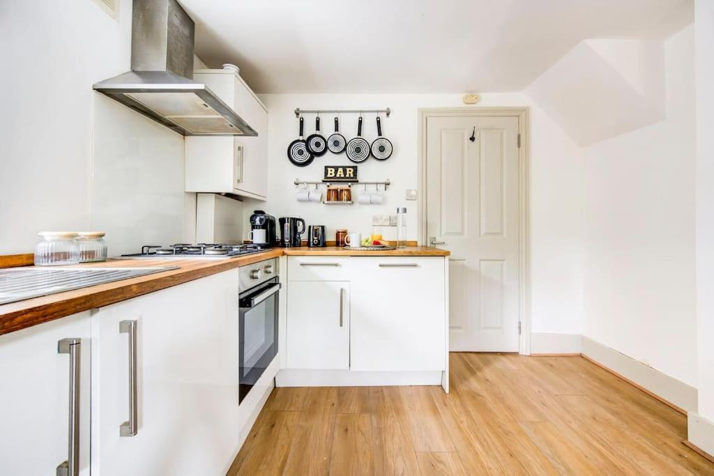 Heart Of Hackney 2bed Garden Flat Sleeps 6 London