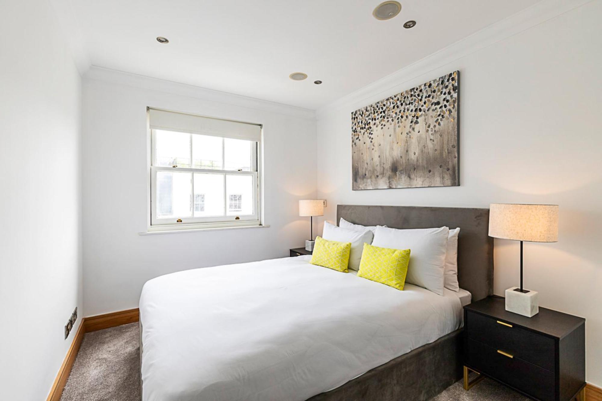 Elegant And Cosy Family In Marylebone Apartment
