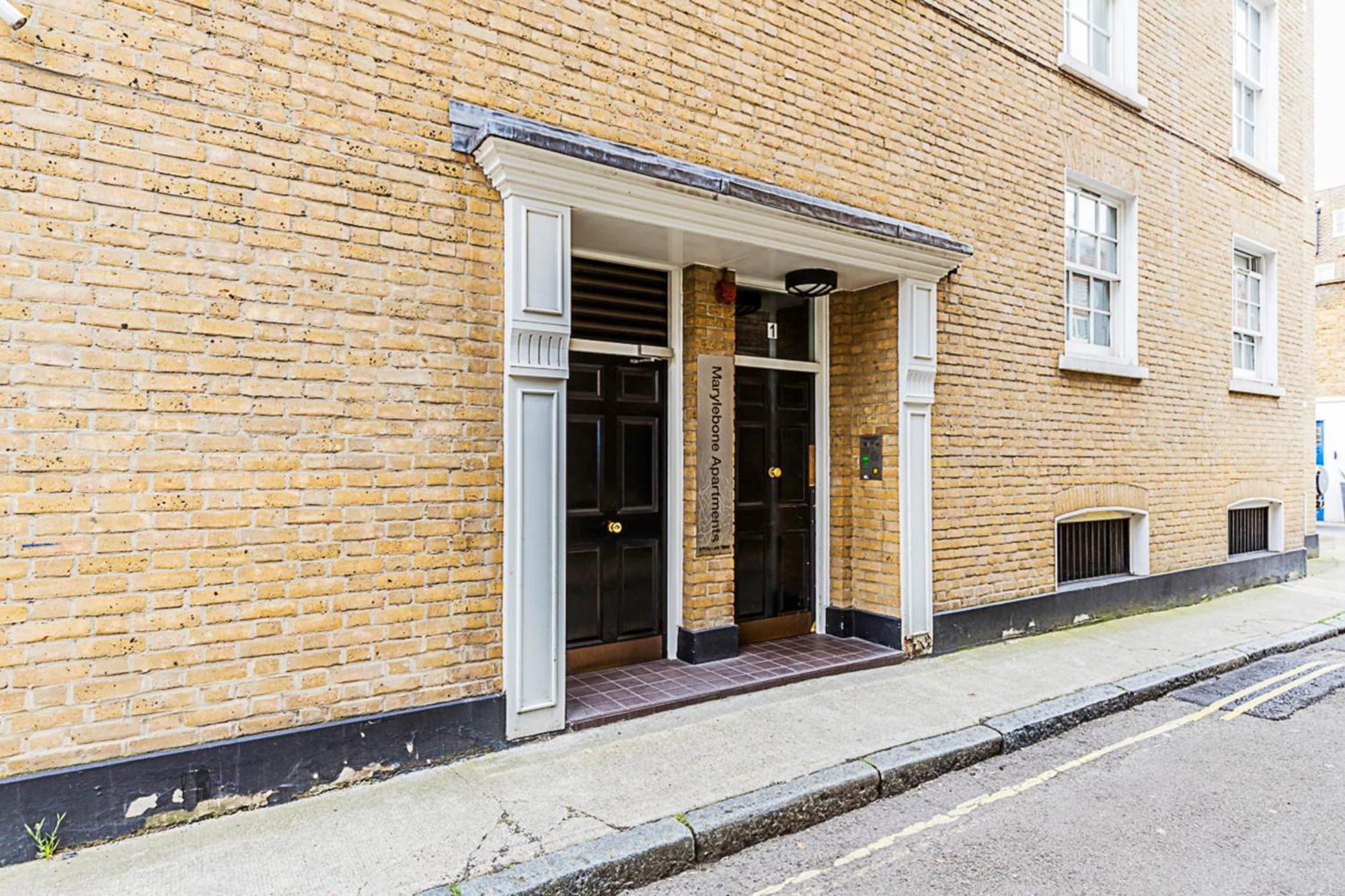 Elegant And Cosy Family In Marylebone *