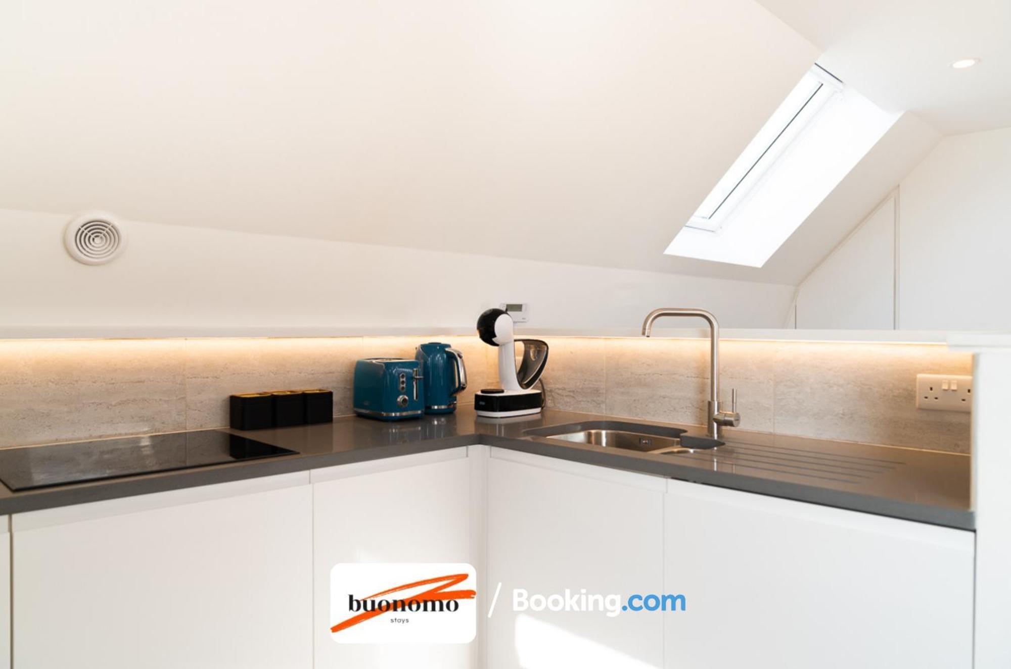 Two Bedroom At Buonomo Short Lets & Serviced Appartement Londen