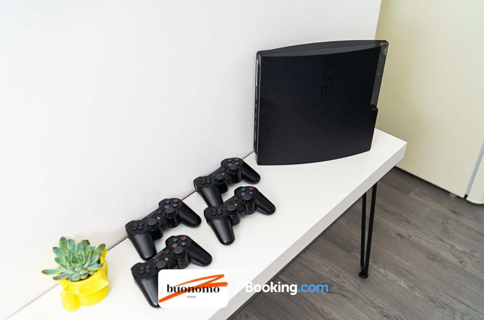 Apartment Three Bedroom At Buonomo Short Lets & Serviced With Netflix & Games