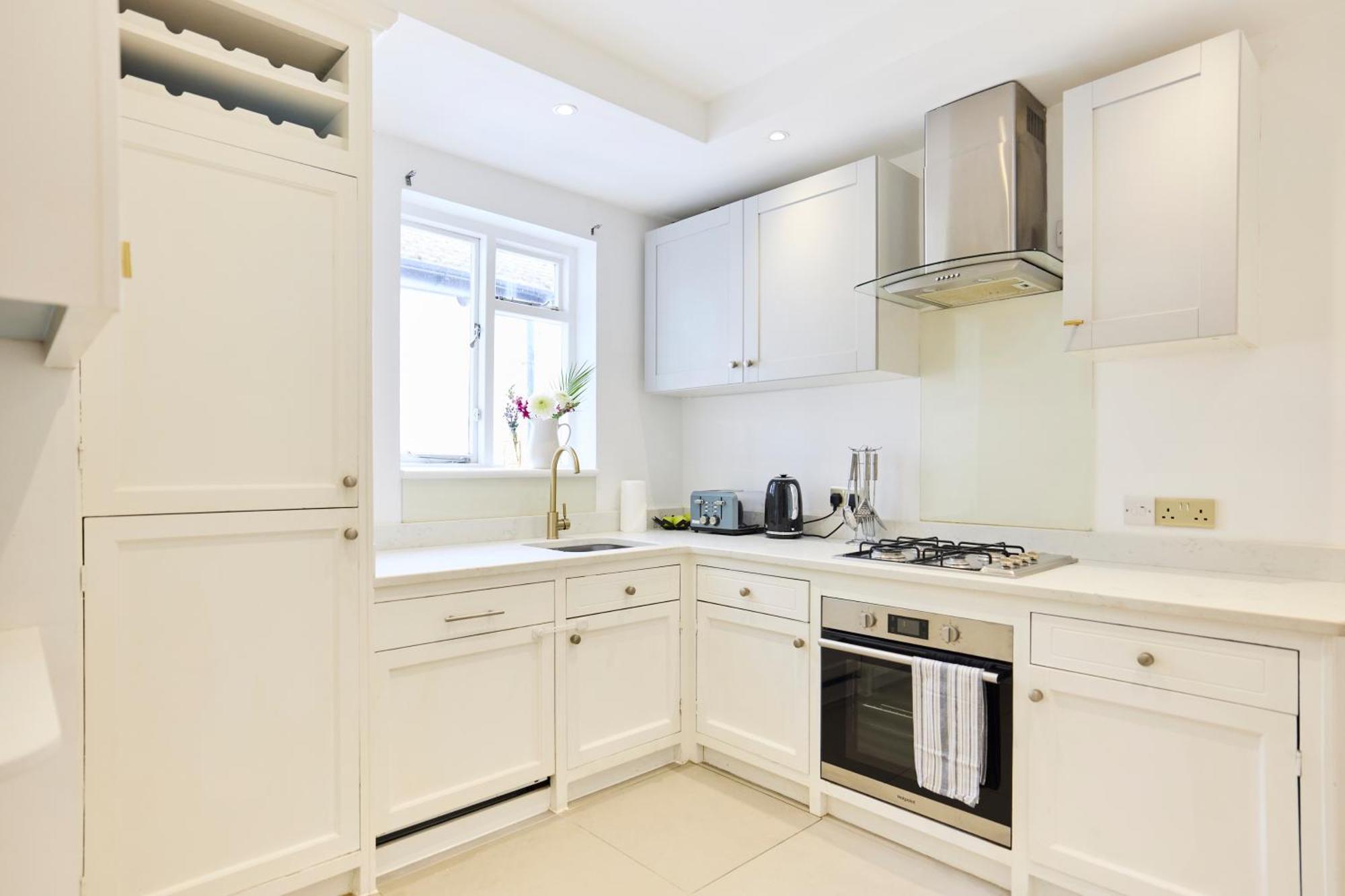 Appartement The Fulham Arms - Elegant 3bdr Flat With Terrace Londen