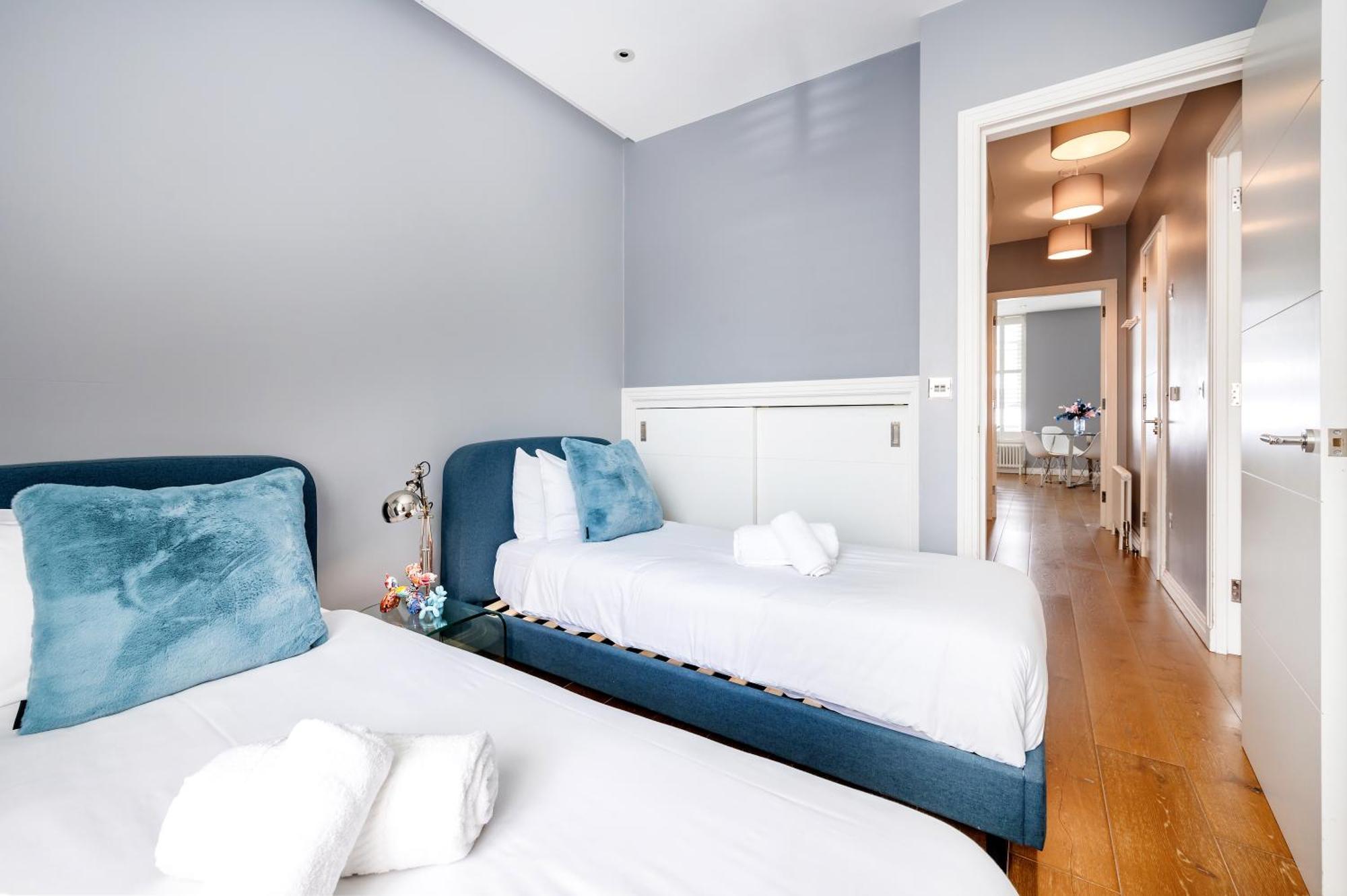 Welcome - Drury Lane * London