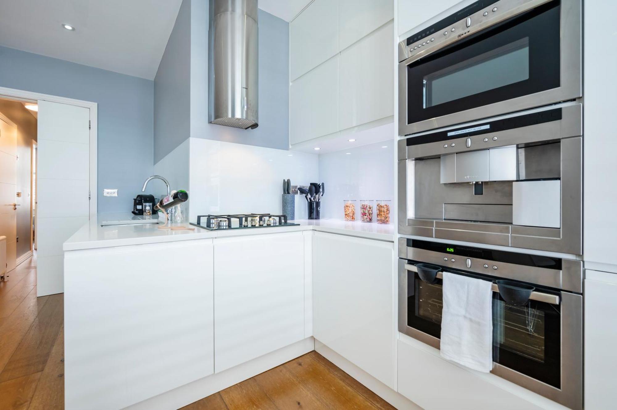 Welcome - Drury Lane Apartment London